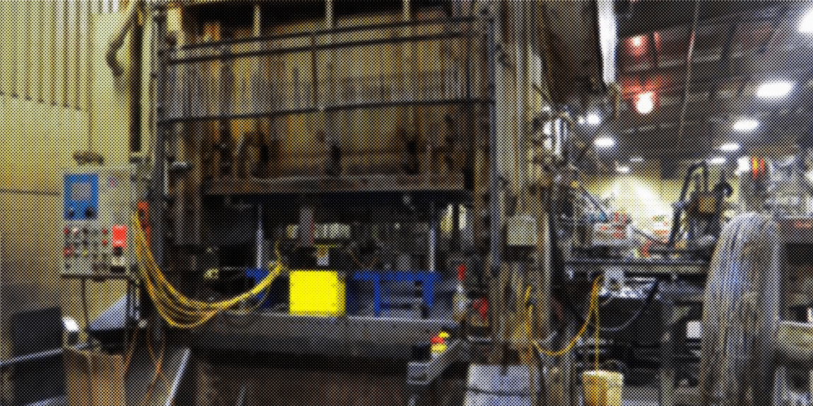 metal-machining-2-halftone-combine.png